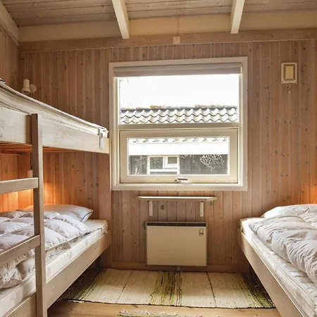 4 Bedroom Beautiful In Tranekaer