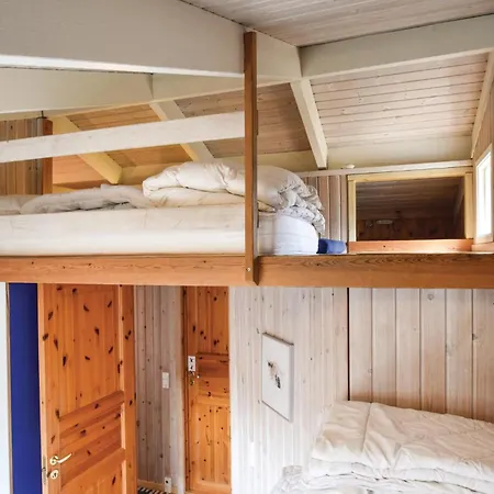 Holiday home 4 Bedroom Beautiful In Tranekaer *